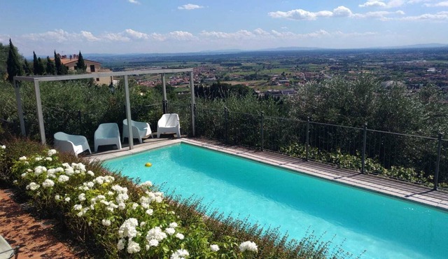 COLONICA ROSE BIANCHE PRIVATE HEATED POOL, SAUNA INDOOR AND 2 HYDROMASSAGE