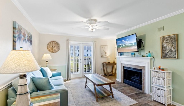 Colony Club Condos