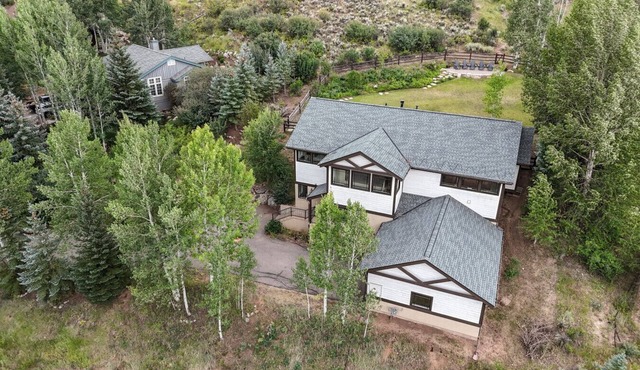 Colorado Mountain Getaway – 5BR/3BA, Hot Tub, Near Vail
