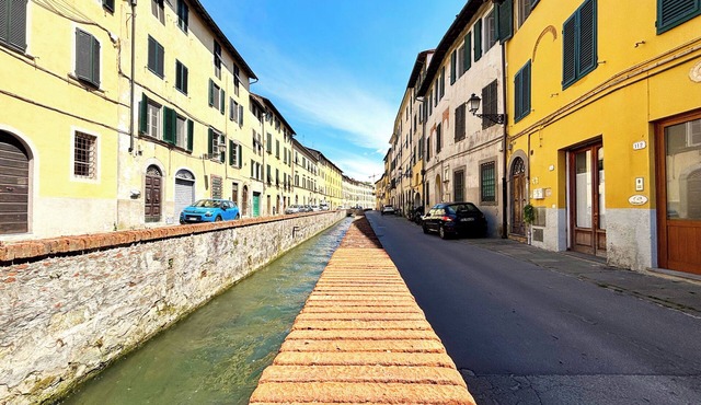 Colourful Cave Lucca by TuscanyWeGo