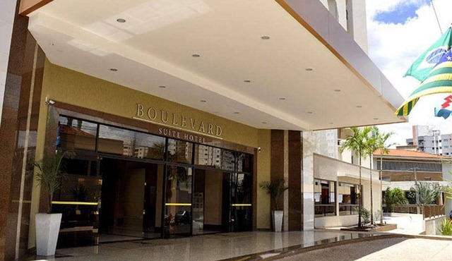 Com Parque Aquático! Apartamento Para Famílias com Sala de Jogos e Academia