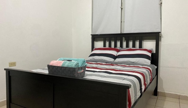 Combate Beach Apartament/Kitchen/Tv/2 Rooms w/AC