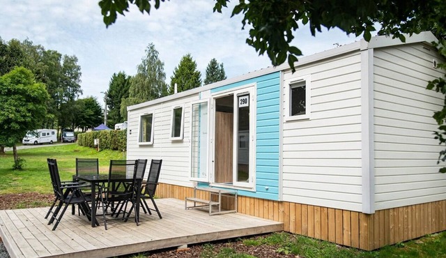 Combining modernity, vibrant decor, and absolute comfort, the Tamaris XL mobile home for 6 people is the ideal accommodation for a perfect family holiday in any season.