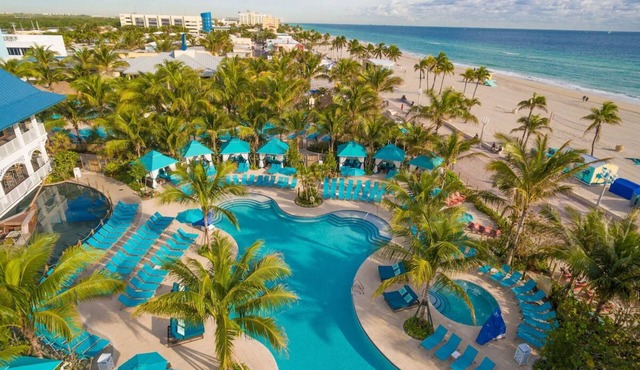 Come Create Memories w/Fun-filled Adventures at this Paradise! 3 Units, Pool!