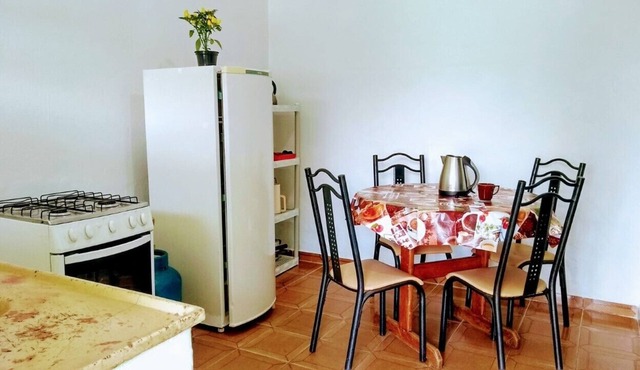 COME LIVE THIS EXPERIENCE - REST IN BERTIOGA AT A GOOD PRICE - CLOSE TO EVERYTHING
