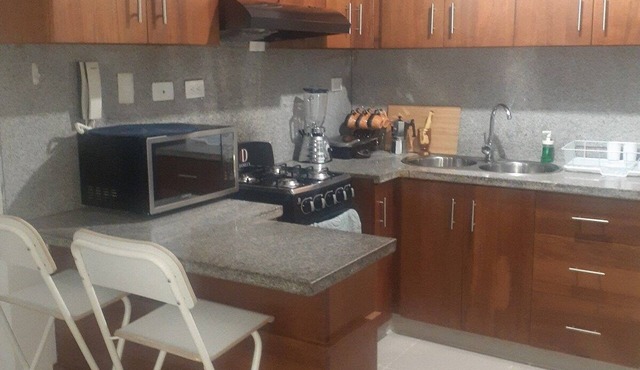 Comfortable 3 Rooms with pool, Wifi, 1st level