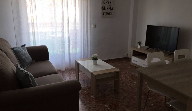 Comfortable four bedroom apartment near the beach