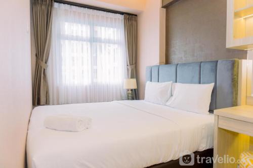 Comfort and Comfy 2BR at Great Western Resort Apartment By Travelio