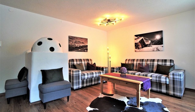 Comfort apartment on the Zugspitze with a large garden and wonderful mountain views