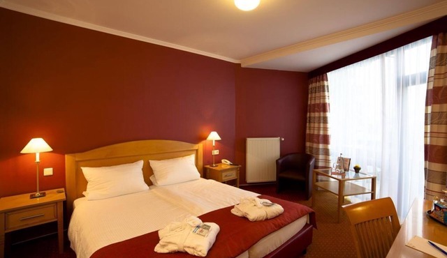 Comfort Double Room - Hotel zur Post Waldbreitbach