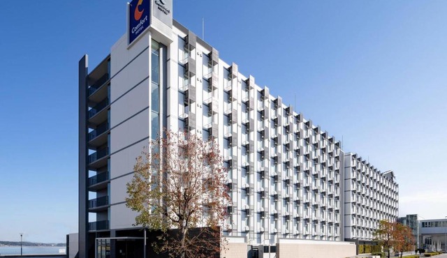 Comfort Hotel Central International Airport