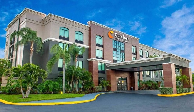 Comfort Inn & Suites Clearwater South - Pinellas Park