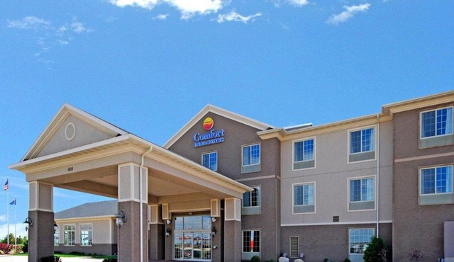Comfort Inn & Suites Madison North