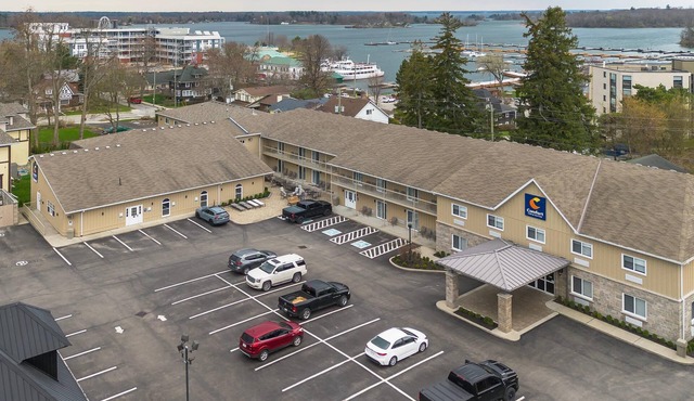 Comfort Inn & Suites Thousand Islands Harbour District