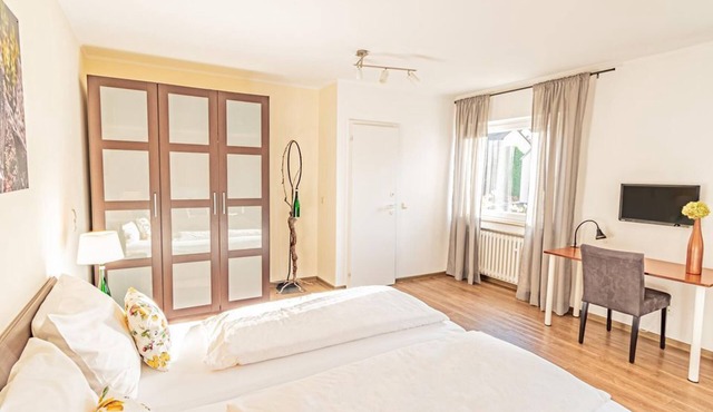 Comfort Plus double room - main building - WEINhotel Ayler Kupp