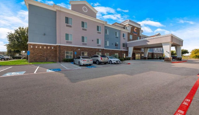 Comfort Suites Bastrop