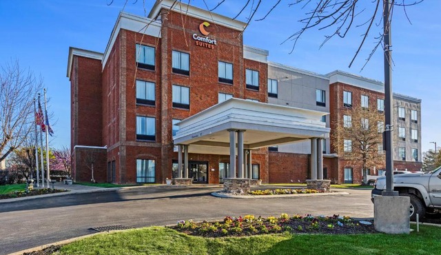 Comfort Suites Murfreesboro Shopping District