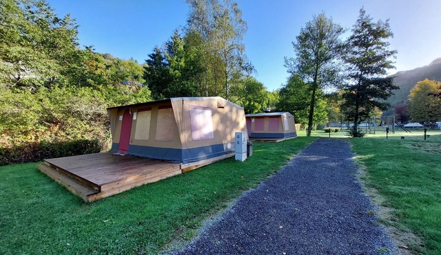 Comfort tent - Two Bedroom Resort, Sleeps 4