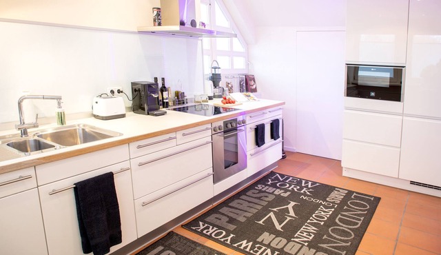 Comfortable 110 sqm in 2-family house with separate entrance, great view, SW balcony