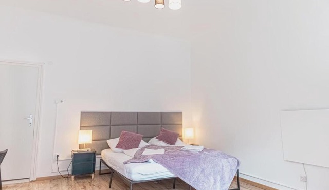 Comfortable 2BR Apartment Perfect for Short Stays