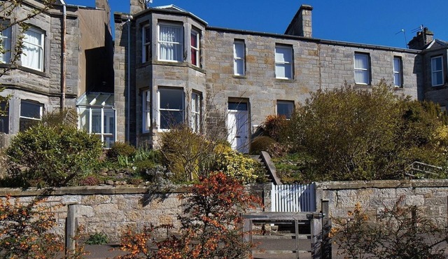 Comfortable 3 bedroomed apartment in central St Andrews