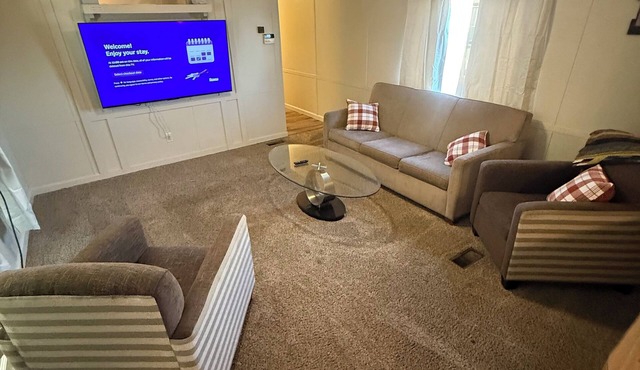 Comfortable 3-Bedroom Home for Traveling Workers
