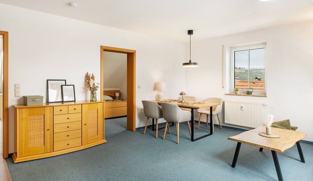Comfortable 3-Room Apartment with Parking & Wi-Fi