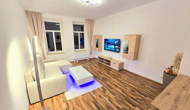 Comfortable 3-room apartment + kitchen + bathroom + balcony