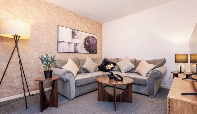 Comfortable 3BR House Glenrothes | Parking | WiFi