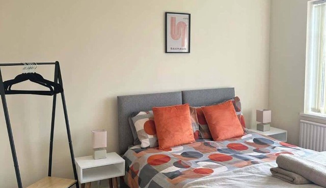 Comfortable 3BR Sleeps 7 | Contractor Stays