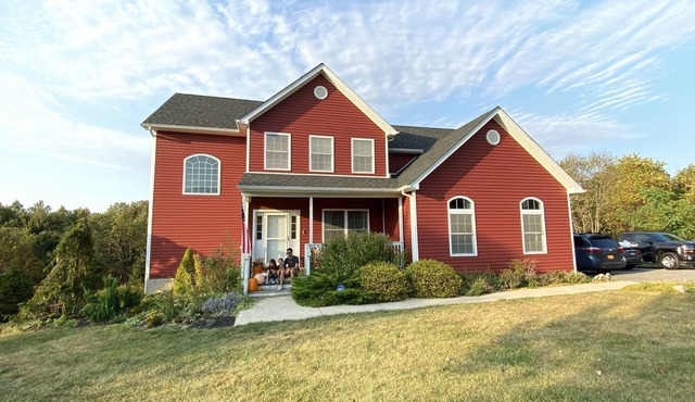 Comfortable 5BD Near Legoland Bear Mtn, West Point, Wineries, Woodbury Common