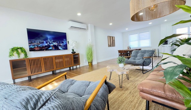 Comfortable 5BR Getaway+Jetted Tub + Family Friendly