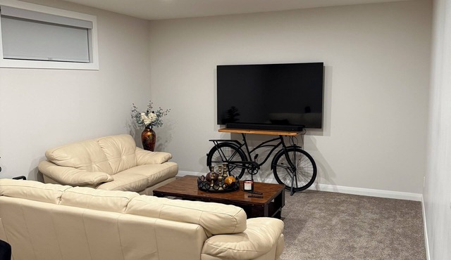 Comfortable and beautiful brand new suite in SW