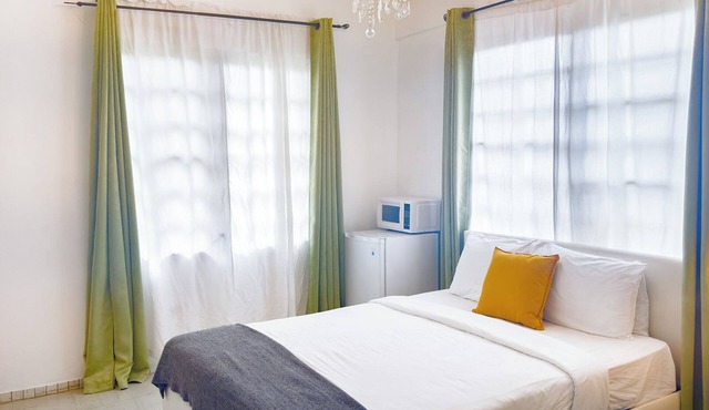 Comfortable and Elegant Aibonito Hotel/FREE PARKING & WIFI/GOOD AREA - 210
