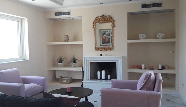 comfortable and fully equipped 3bd apartment with huge verandas .
