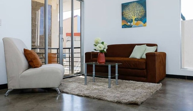 Comfortable and modern apartment near the airport