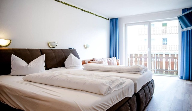 Comfortable and versatile room -perfect for relaxation, work and exchange