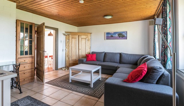 Comfortable Apartment “Deichgraf 2” close to the Sea with Wi-Fi