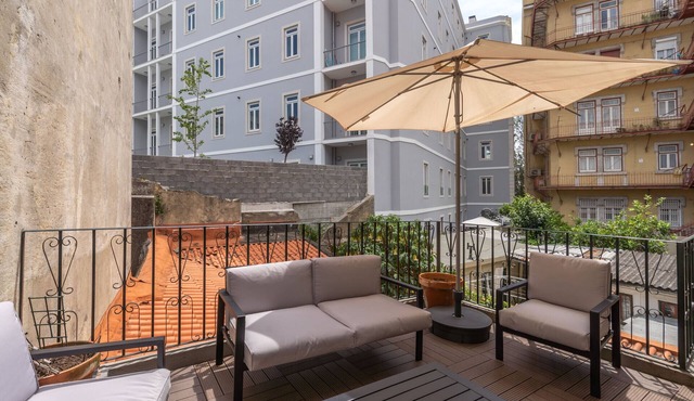 Comfortable Apartment with Terrace near Marquês de Pombal, Lisbon - TTL317