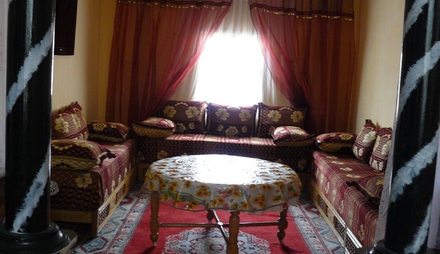 Comfortable apartment near the Taourirt Kasbah in Ouarzazate door of the desert