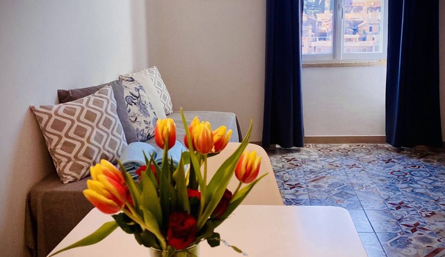 Comfortable apartment a 5-minute walk from villa d'este.