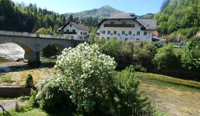 Comfortable apartment (70 sqm) with 3 bedrooms
