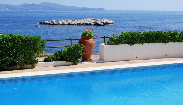 Comfortable apartment with terrace, central, near the beach