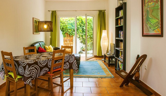 Comfortable apartment with garden in fishing village far away from mass tourism