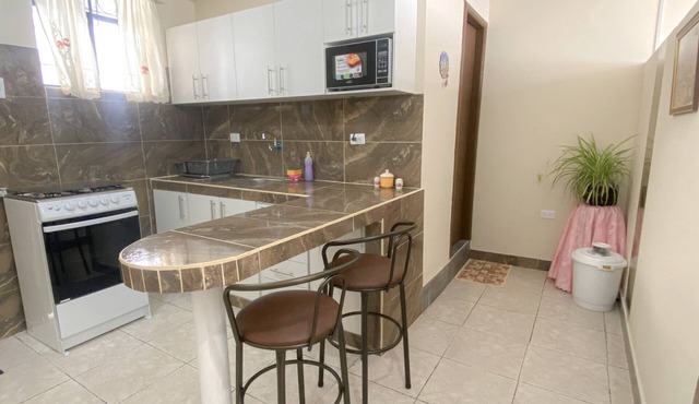 COMFORTABLE APARTMENT FOR A COUPLE OR PERSON ALONE IN NORTH OF QUITO