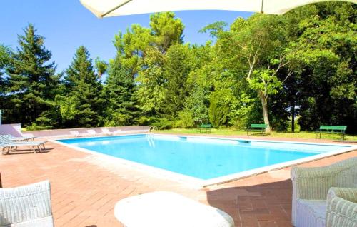 Comfortable Apartment in Fabriano, 35 m² with Shared Pool