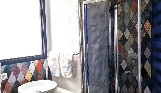 Comfortable apartment in Villa in the historic center.