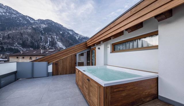 Comfortable Apartment “Vacanze Arcobaleno - Blu” with Mountain View