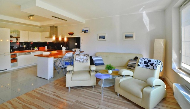 Comfortable apartment, ground floor, balcony