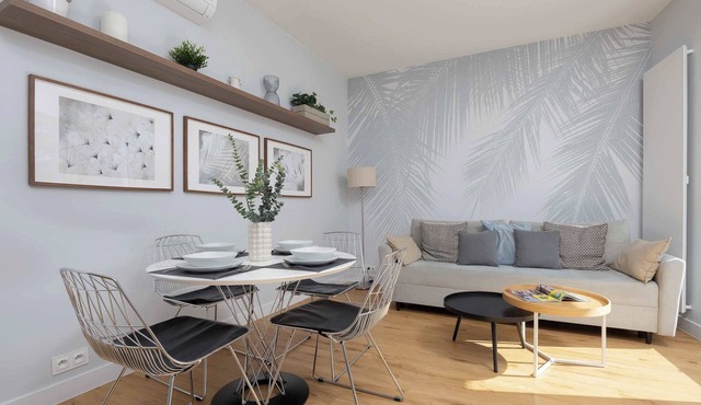 Comfortable Apartment in Prague | Parking and Air Conditioning